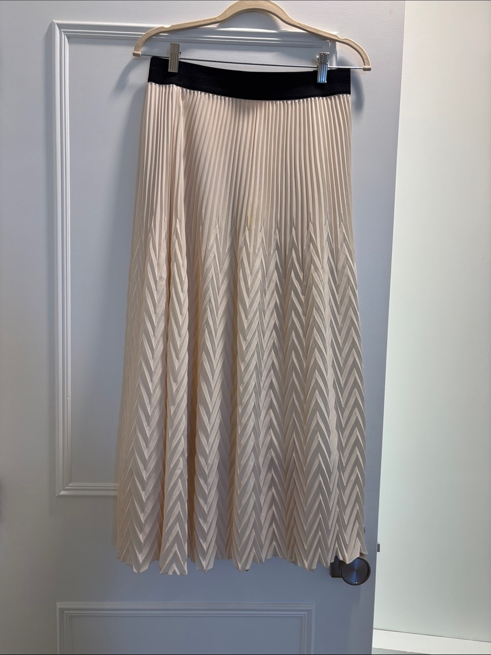 Pleated Chevron Midi Skirt - Cream with Black Waistband